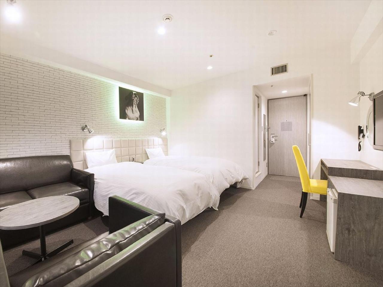 Hotel Plumm Yokohama  Extérieur photo